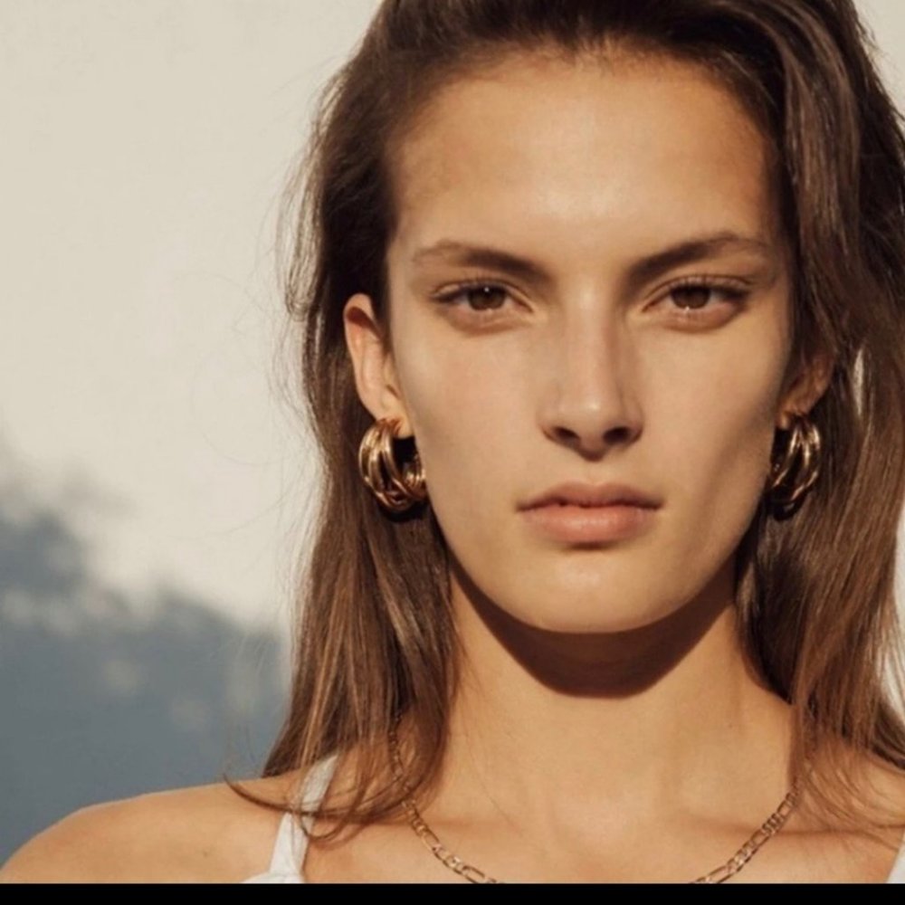 ₩ New 18k Gold Three-Layer Round Drop Earrings - Picture 5 of 7